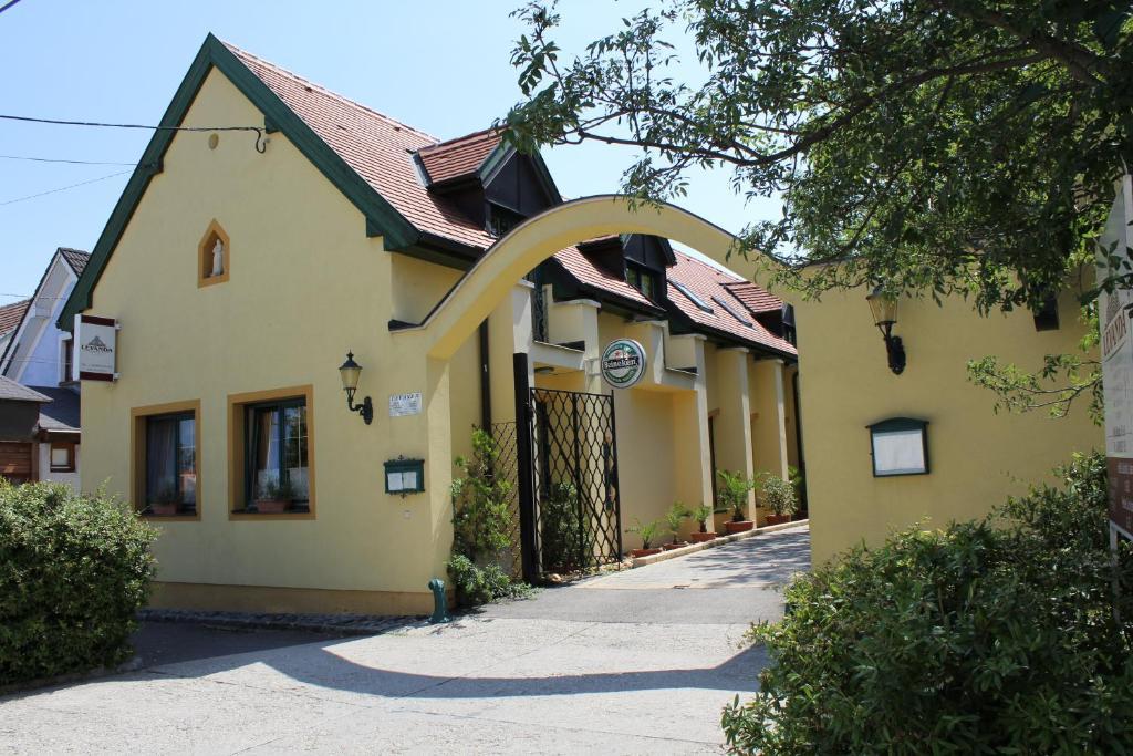 Levanda Panzio Kophaza Exterior photo